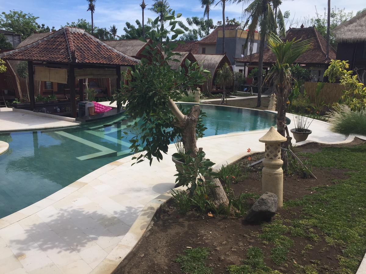 Paradesa Living Gili Trawangan Exterior photo